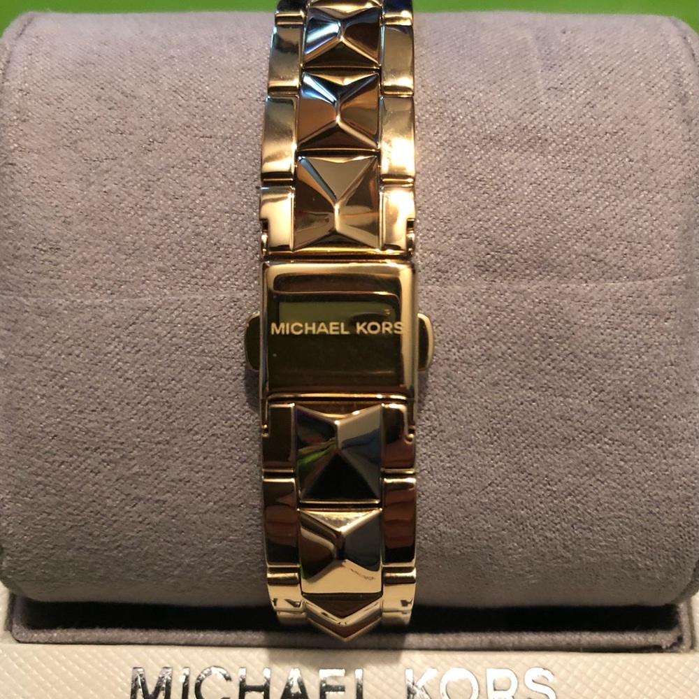 NWOT Michael Kors MK 6670 Ladies Runway Mercer Quartz Watch - Picture 3 of 4